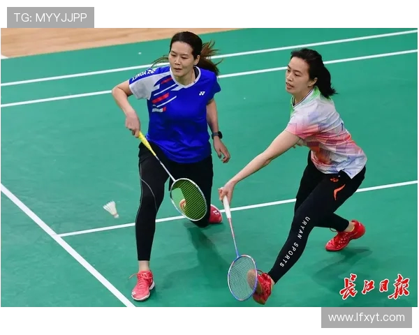 成都羽毛球队耐力之争引发热议球迷与专家各执己见